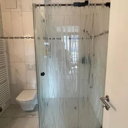 Lovely 2 Bedroom With Free Parking Apartment Andernach