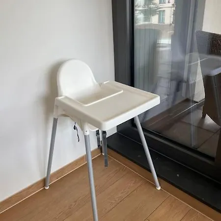 Lovely 2 Bedroom With Free Parking Apartment Andernach