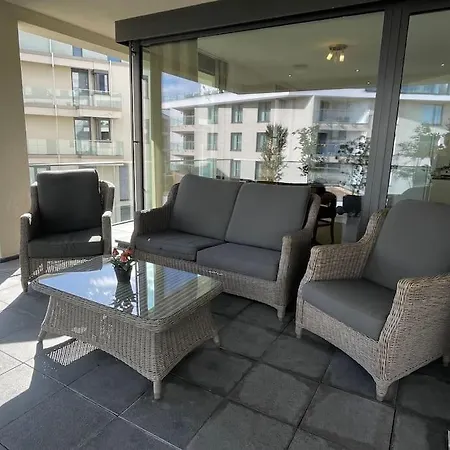 Lovely 2 Bedroom With Free Parking Appartement *