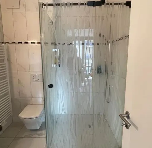 Lovely 2 Bedroom With Free Parking Apartment Andernach