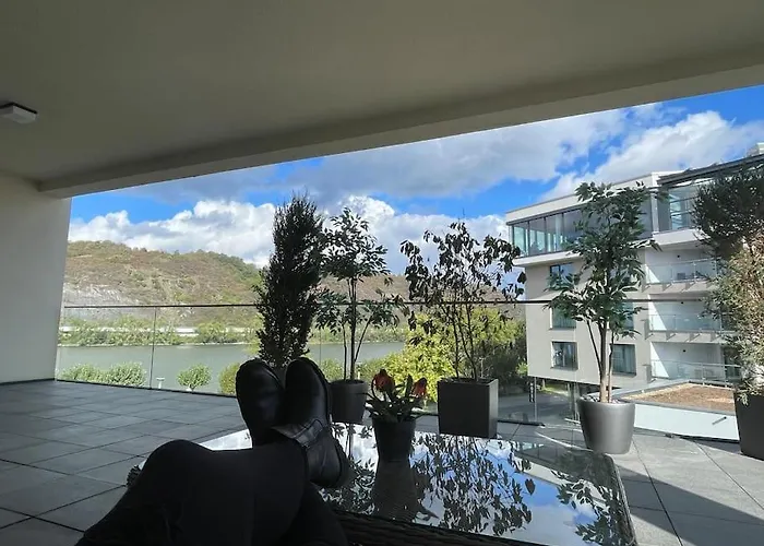 Lovely 2 Bedroom With Free Parking